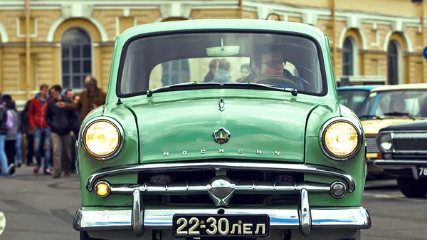 Бир нече муундун машинасы. Москвичтин кызыктуу тарыхы - Sputnik Кыргызстан