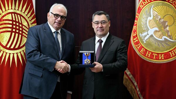 Визит президента Объединенного мира борьбы Ненада Лаловича и президента Объединенного мира борьбы Азии Мохаммеда Аль-Авамлеха в КР - Sputnik Кыргызстан