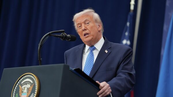 Президент США Дональд Трамп - Sputnik Кыргызстан
