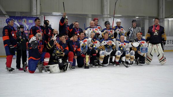 Бишкекте хоккей боюнча Жеңиш кубогу эл аралык турнири өттү. Видео - Sputnik Кыргызстан