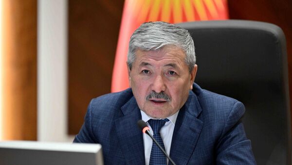 Адылбек Касымалиев провел очередное заседание кабмина - Sputnik Кыргызстан