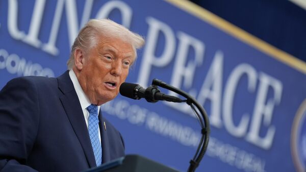 Президент США Дональд Трамп - Sputnik Кыргызстан