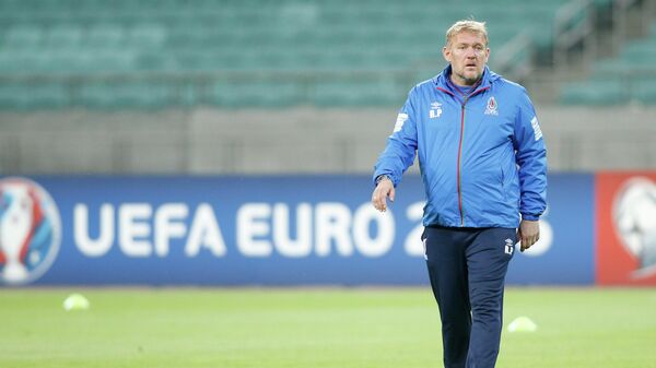 Главный тренер сборной Кыргызстана Роберт Просинечки. Архивное фото - Sputnik Кыргызстан