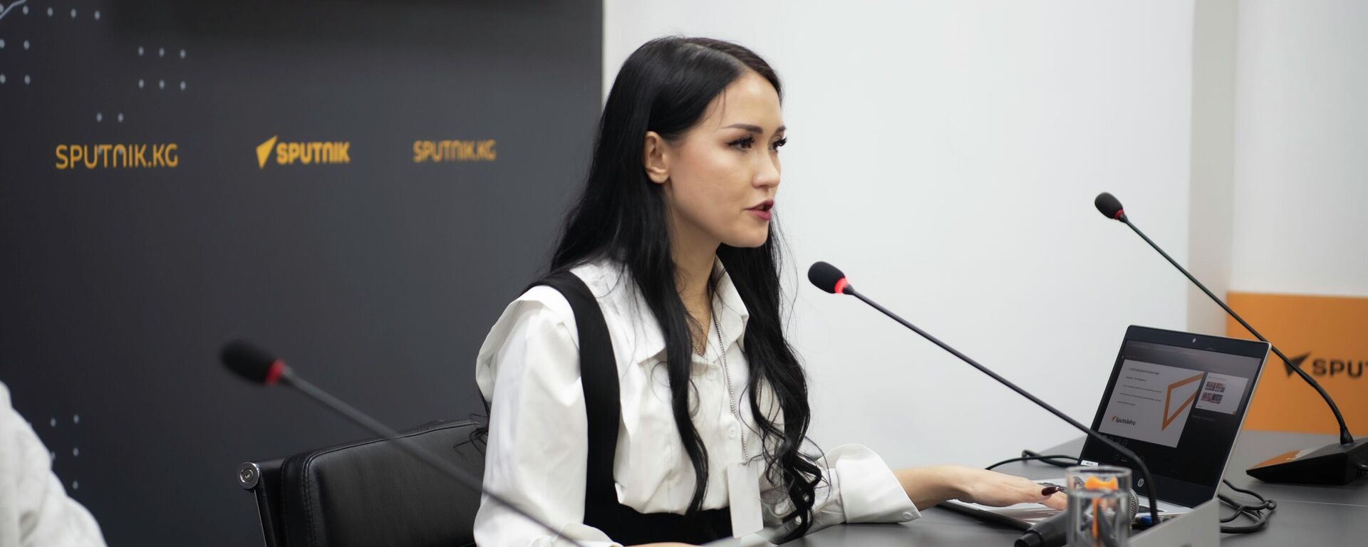 Sputnik Кыргызстандын социалдык тармактар боюнча шеф-редактору Асель Минбаева - Sputnik Кыргызстан, 1920, 11.12.2025