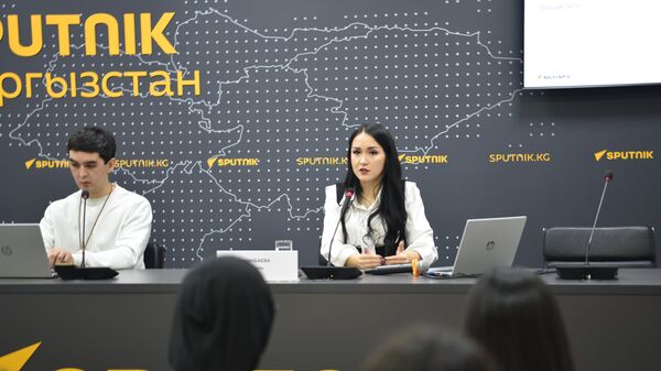 Бишкекте соцтармактагы алгоритмдин иши боюнча мастер-класс өттү. Видео - Sputnik Кыргызстан