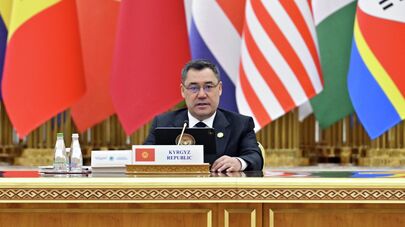 Рабочий визит президента Садыра Жапарова в Туркменистан