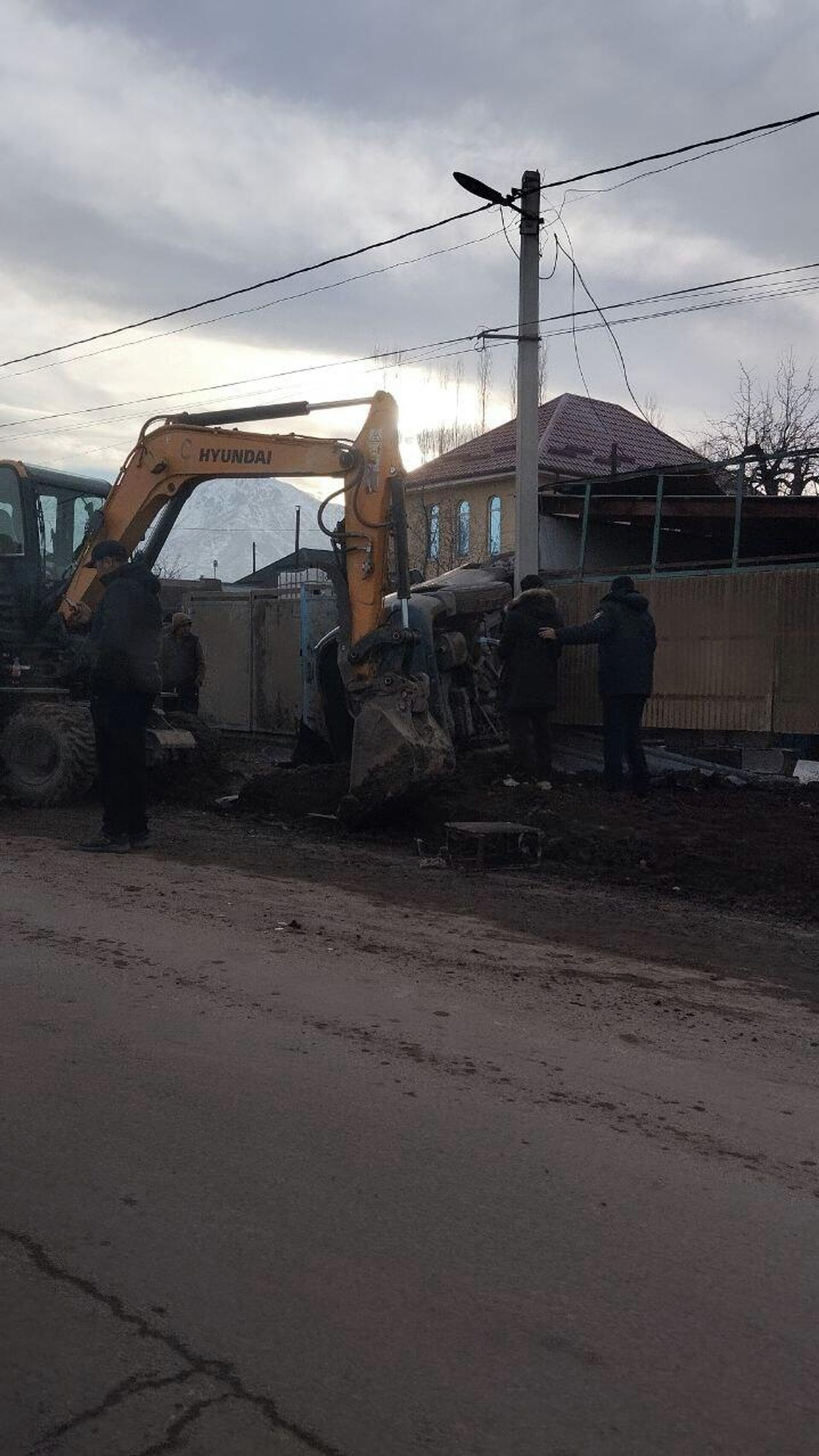 ДТП со смертельным исходом в Таш-Мойноке - Sputnik Кыргызстан, 1920, 14.12.2025