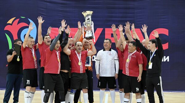 В Бишкеке прошёл турнир Мурас с участием Садыра Жапарова - Sputnik Кыргызстан