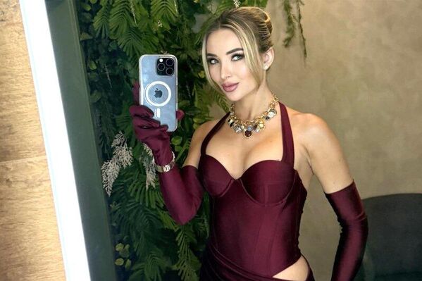 "Мисс Европа" Юлия Павликова из Крыма - Sputnik Кыргызстан