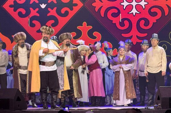 Чыгарма Чыңгыз Айтматовдун &quot;Кылым карытар бир күн&quot; романынын негизинде Кыргыз улуттук филармониясынын артисттери тарабынан даярдалган - Sputnik Кыргызстан