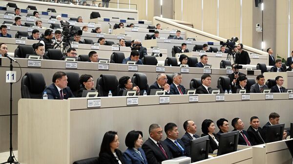 Жогорку Кеңештин жыйыны. Архив - Sputnik Кыргызстан