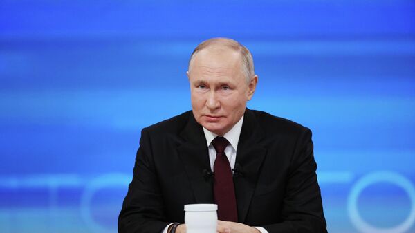 Путиндин жыл жыйынтыктоочу маалымат жыйыны. Түз эфир - Sputnik Кыргызстан