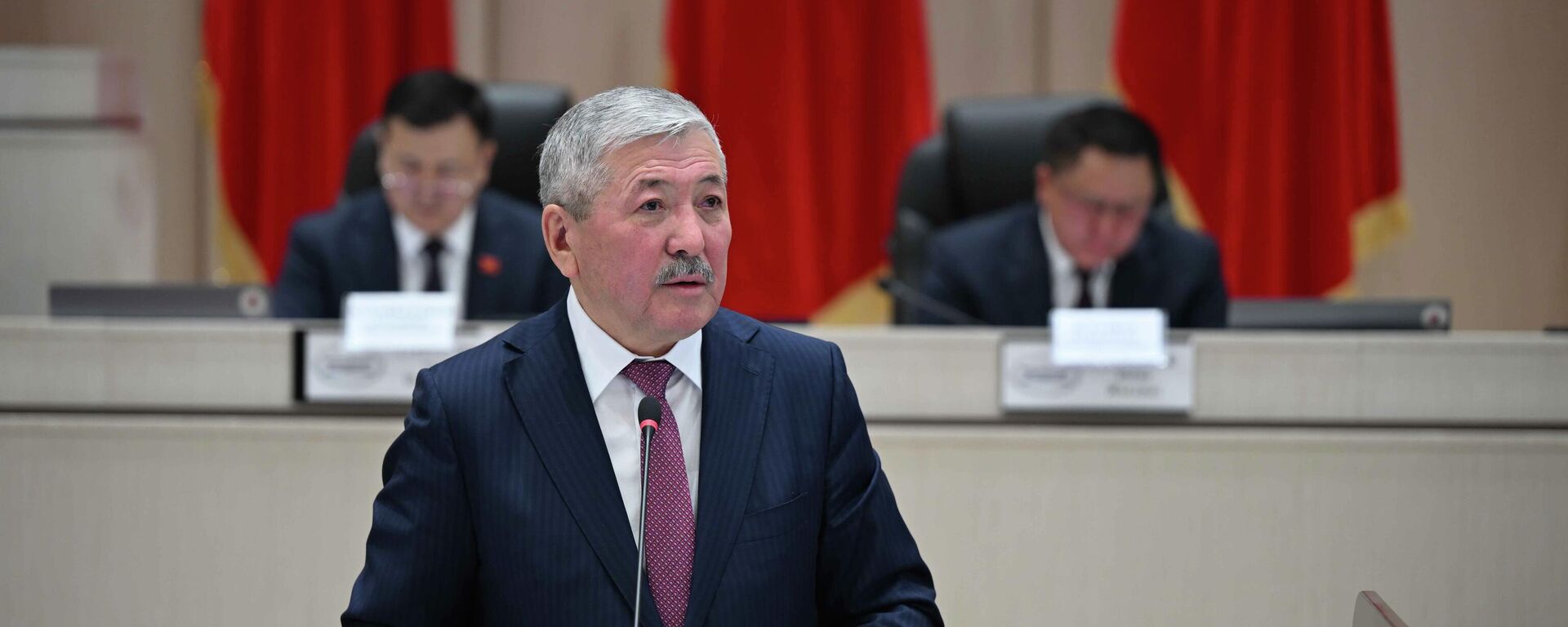 Министрлер кабинетинин төрагасы Адылбек Касымалиев  - Sputnik Кыргызстан, 1920, 23.12.2025