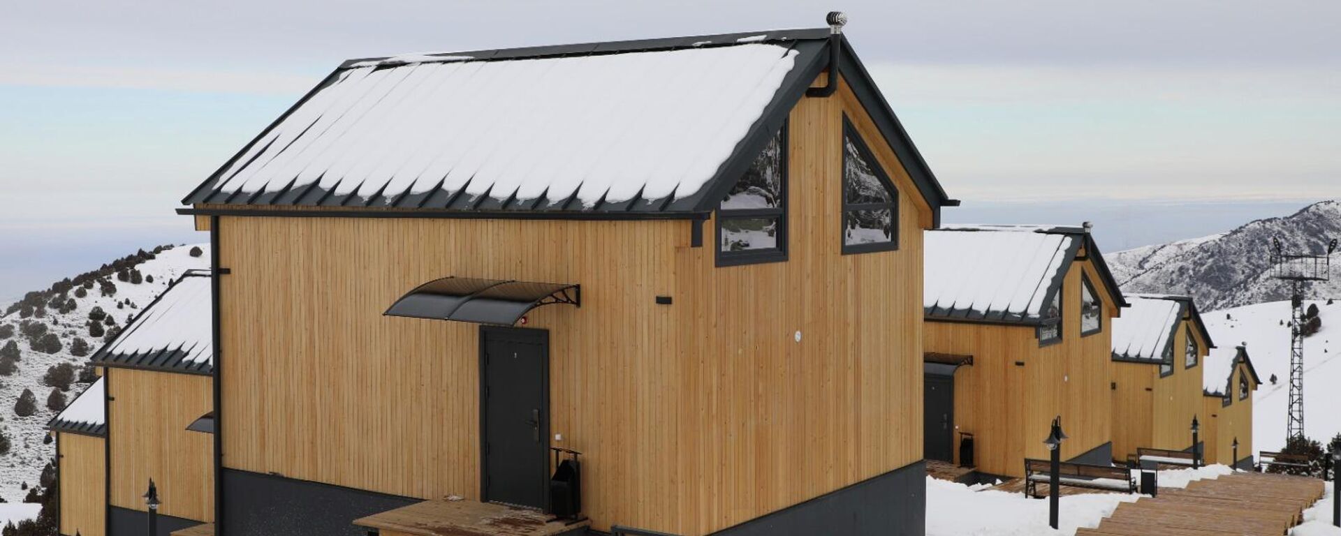 Бишкекте чекисттер үчүн ден соолукту чыңдоочу комплекс ачылды - Sputnik Кыргызстан, 1920, 23.12.2025