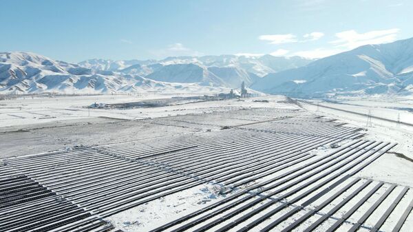 Алгачкы күн электр станциясынын ачылышы видеодо - Sputnik Кыргызстан