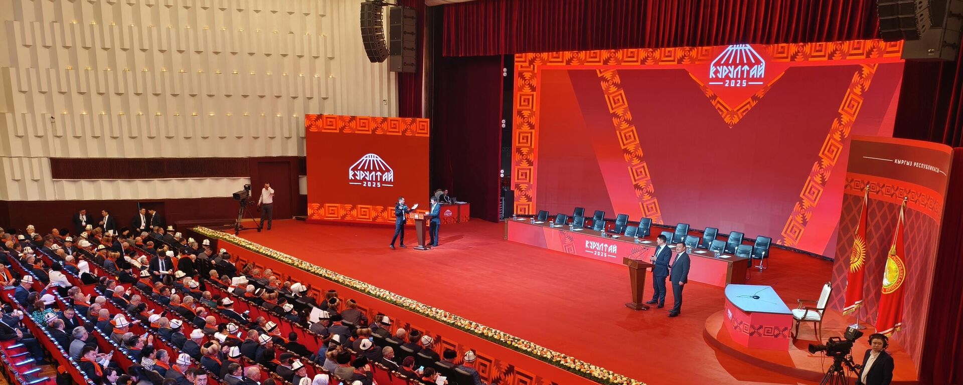 Бишкектеги IV Элдик курултай - Sputnik Кыргызстан, 1920, 25.12.2025