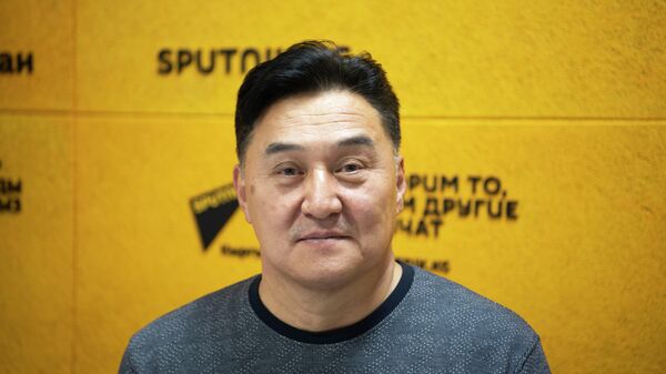 Тез жардам борборунун директорунун орун басары Болот Абдылдаев - Sputnik Кыргызстан