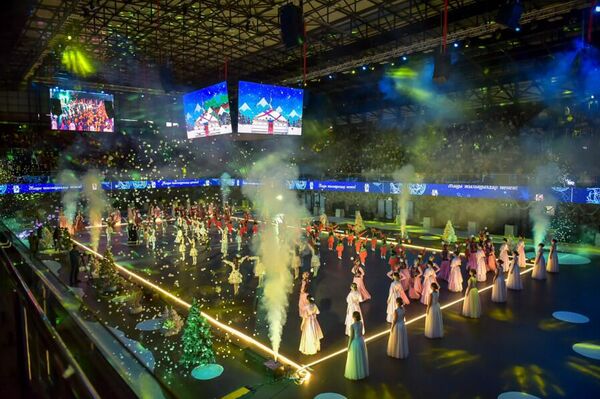 Для гостей была подготовлена насыщенная праздничная программа - Sputnik Кыргызстан