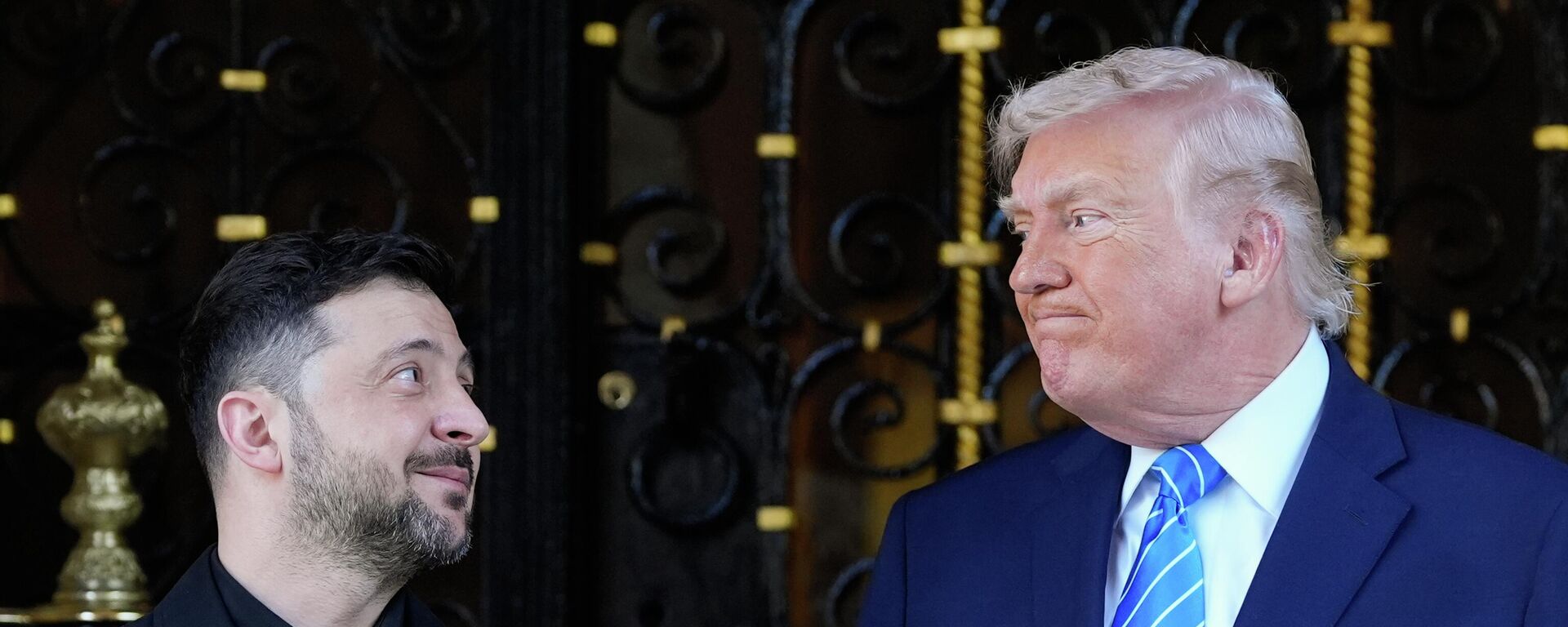 Встреча Дональда Трампа и Владимира Зеленского во Флориде - Sputnik Кыргызстан, 1920, 29.12.2025