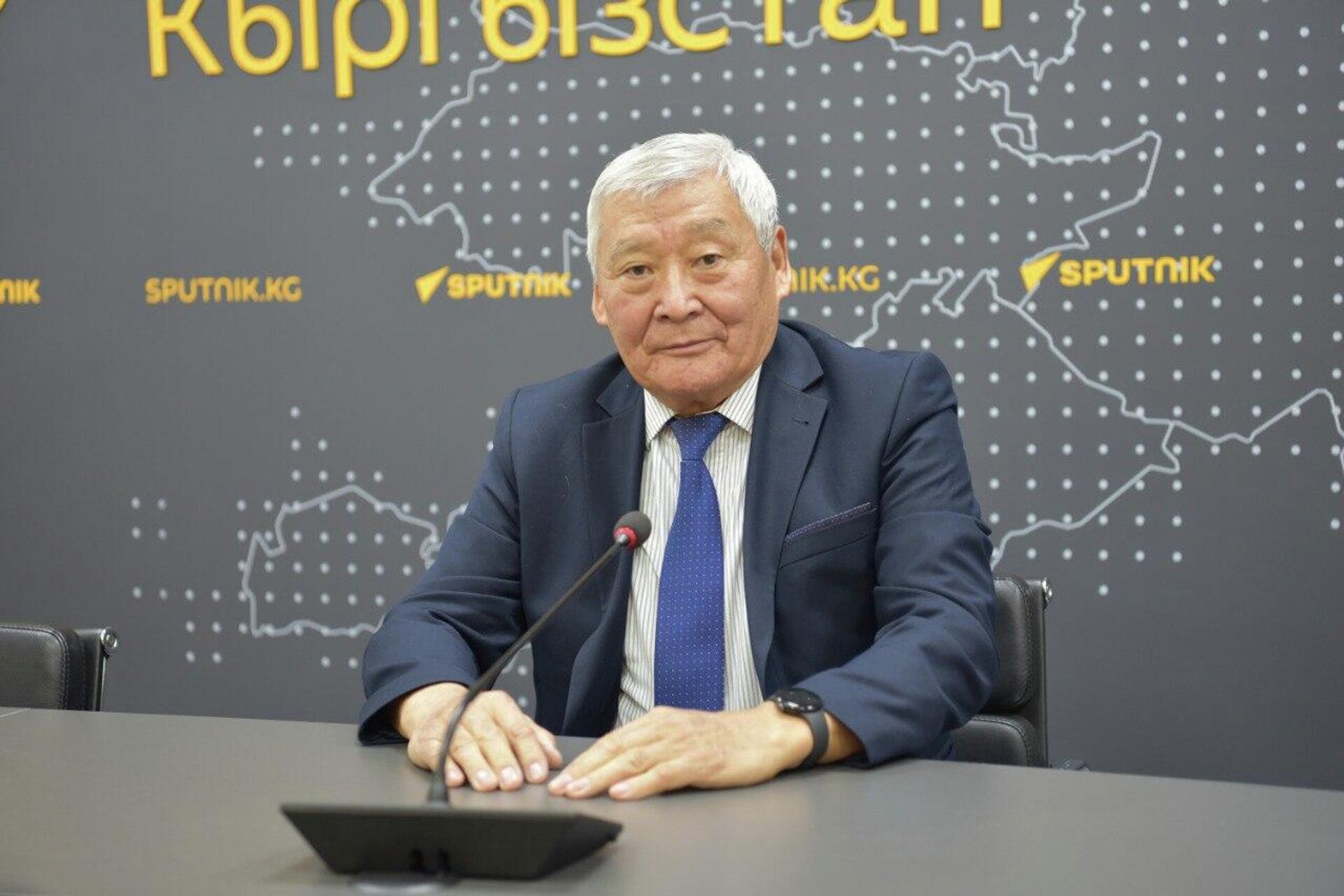 Доктор философии, профессор Кадыркуль Карабукаев - Sputnik Кыргызстан, 1920, 31.12.2025