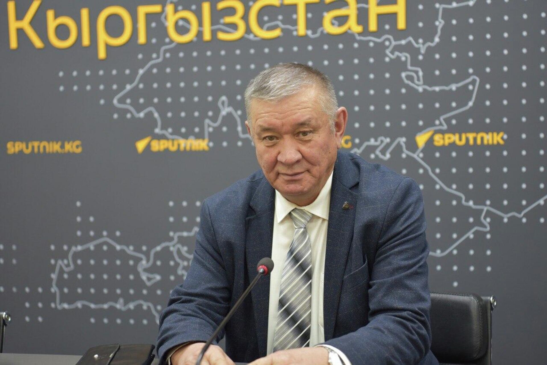 Директор Института философии Национальной академии наук Нур Саралаев - Sputnik Кыргызстан, 1920, 31.12.2025