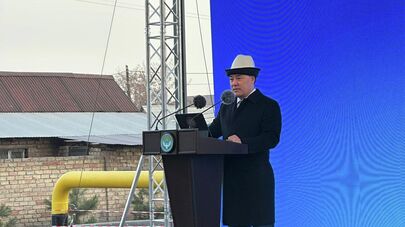 Садыр Жапаров вручил ключи от 1080 ипотечных квартир в Бишкеке 