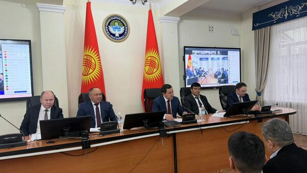 Эки улуттук кардиологиялык кызматтын жетекчилери жумуштан кетти - Sputnik Кыргызстан