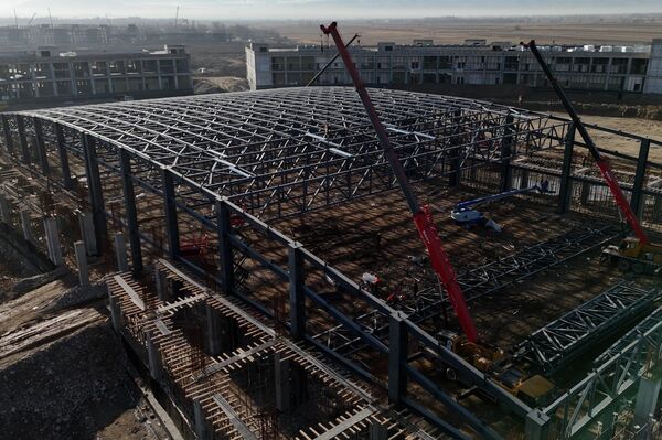 Бишкектин четинде курулуп жаткан жаңы &quot;Ош&quot; базары - Sputnik Кыргызстан