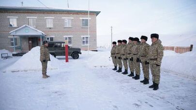 Кыргызские пограничники в Нарынской области на границе с Китаем 