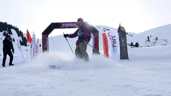 Ысык-Көлдө өткөн фрирайд боюнча турнир - Sputnik Кыргызстан