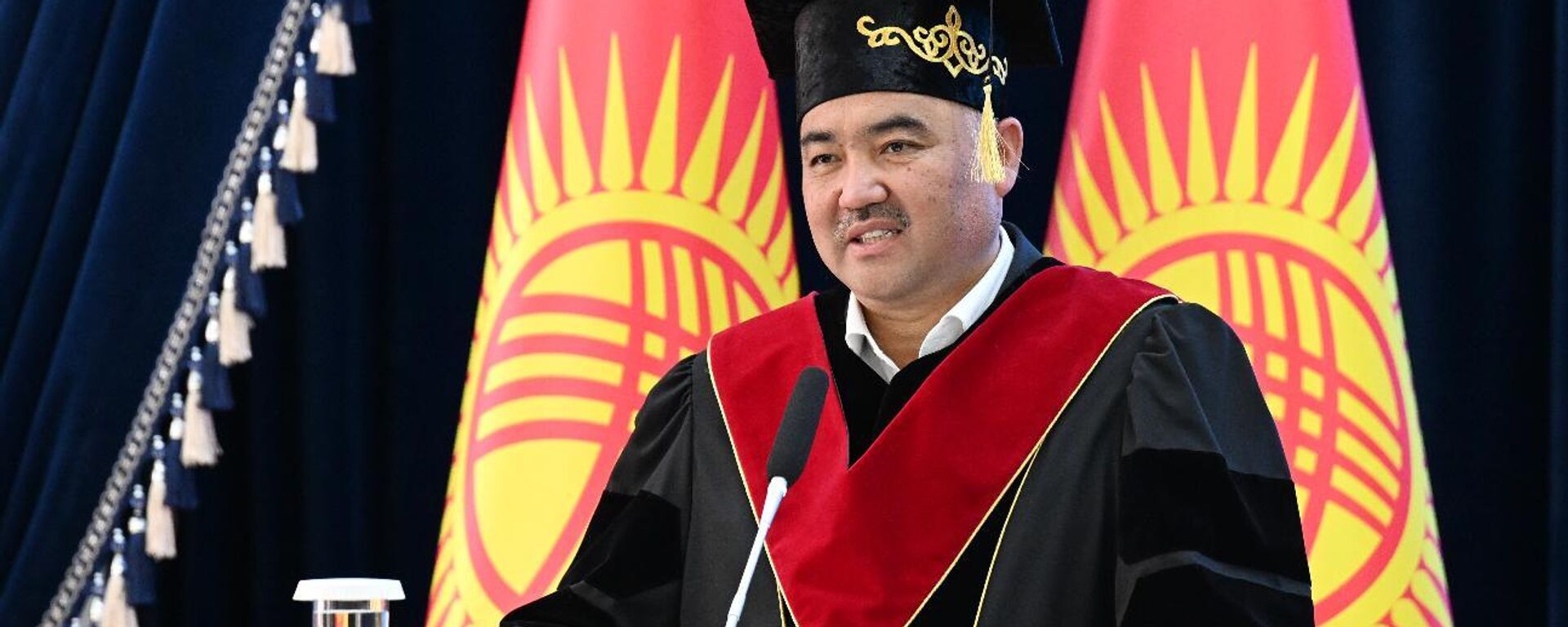 Жогорку Кеңештин төрагасы Нурланбек Тургунбек уулу - Sputnik Кыргызстан, 1920, 21.01.2026