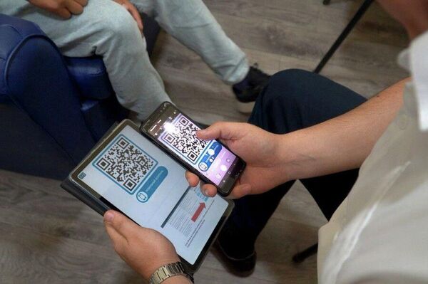 По словам министра, практика распространится и на другие районы Бишкека, а затем и на всю страну - Sputnik Кыргызстан