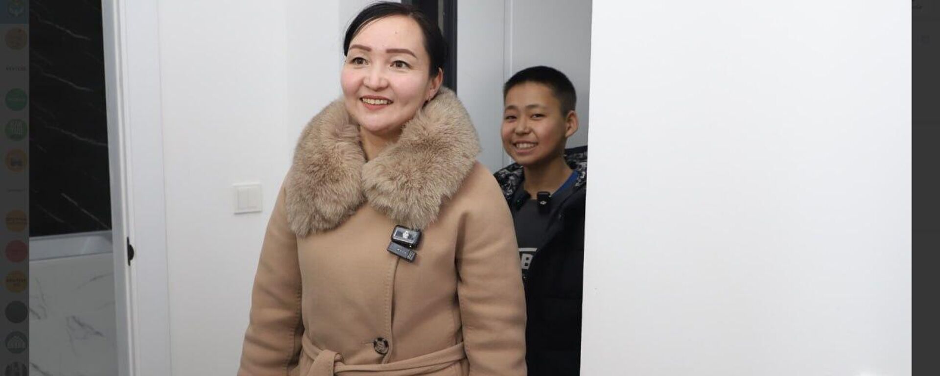 Победительница конкурса Лучший учитель года получила квартиру в Бишкеке - Sputnik Кыргызстан, 1920, 21.01.2026