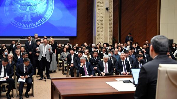 Представители лёгкой промышленности встретились с Президентом Садыром Жапаровым - Sputnik Кыргызстан