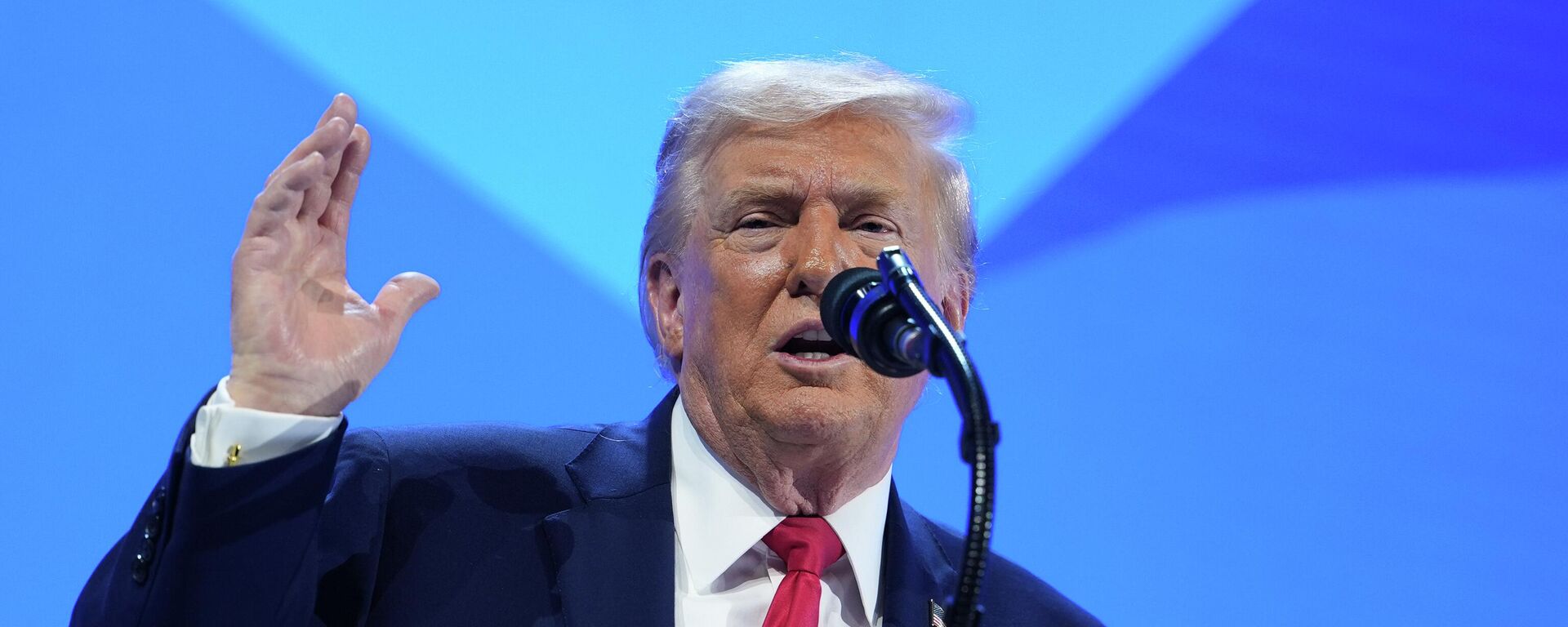 Президент США Дональд Трамп на Всемирном экономическом форуме в Давосе - Sputnik Кыргызстан, 1920, 21.01.2026