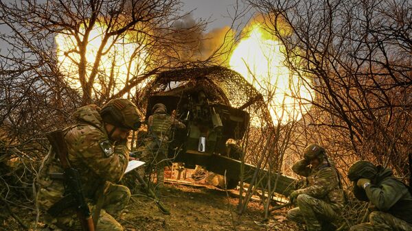 Стрельба снарядами Краснополь в зоне СВО - Sputnik Кыргызстан