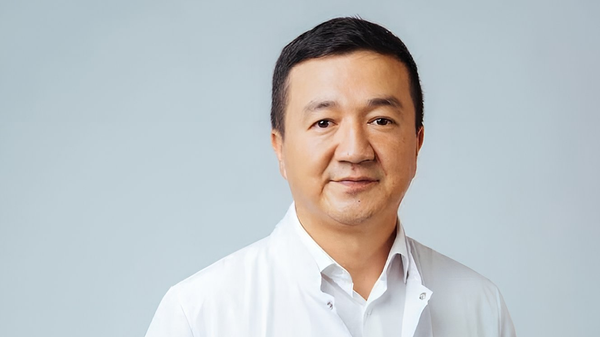 Руководитель Наццентра кардиологии и терапии им. М. Миррахимова Талант Эралиев - Sputnik Кыргызстан