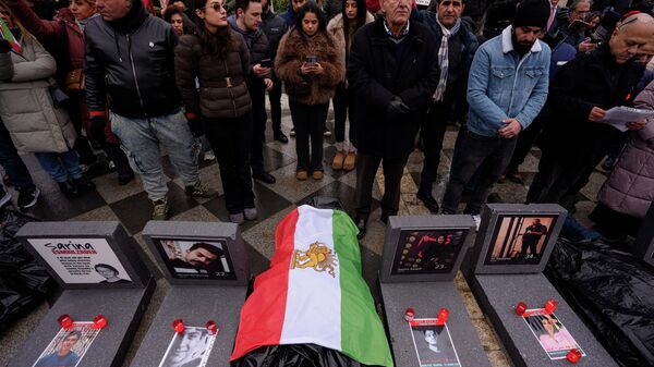 Митинг в поддержку антиправительственных акций в Иране - Sputnik Кыргызстан