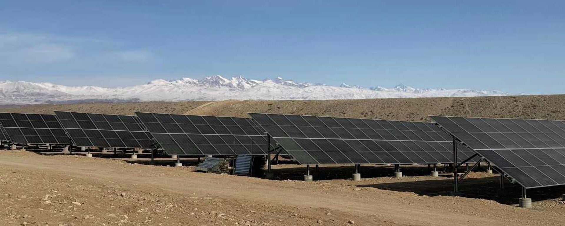 Ысык-Көлдө курулуп жаткан күн электр станциясы - Sputnik Кыргызстан, 1920, 26.01.2026