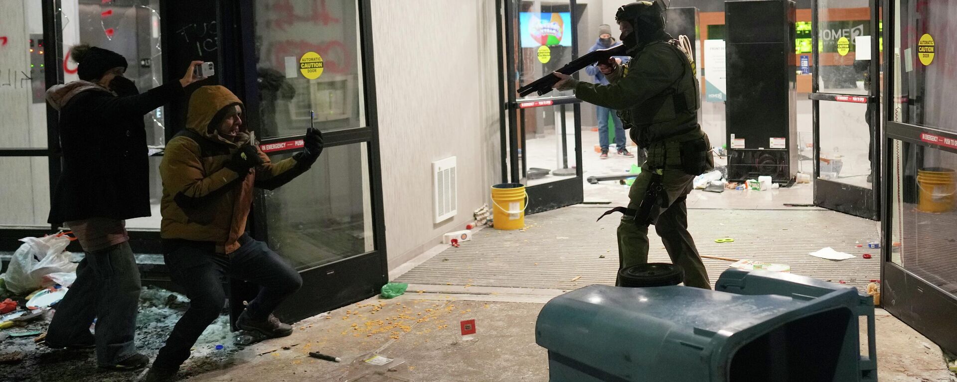 Беспорядки в Миннеаполисе - Sputnik Кыргызстан, 1920, 26.01.2026