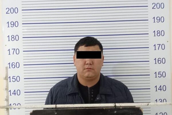 О. Г. О., пользуясь служебным положением, требовал деньги у К. у. О., в отношении которого у него был отказной материал доследственной проверки по факту мошенничества в декабре 2024 года - Sputnik Кыргызстан