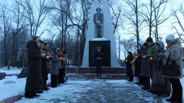 Үмүт учкуну аттуу акция 26-январда — Ленинград фашисттик курчоодон толук бошотулган күндүн алдында өттү - Sputnik Кыргызстан