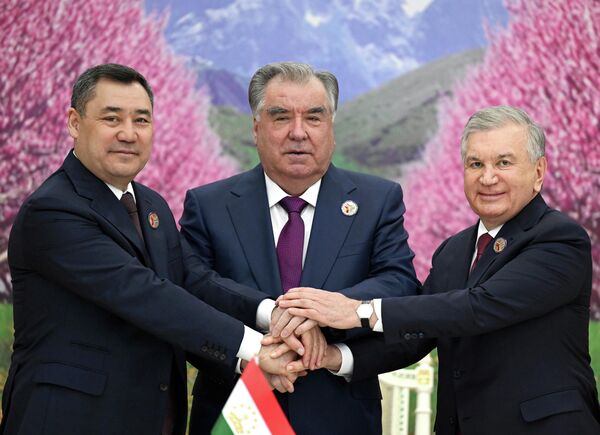 Историческое решение. Худжанд, 31 марта. - Sputnik Кыргызстан