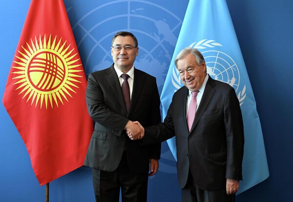 Встреча с Генеральным секретарем ООН Антониу Гутерришем. Нью-Йорк, 24 сентября. - Sputnik Кыргызстан