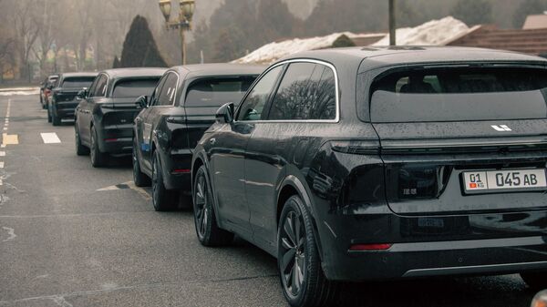 Служебные автомобили депутатов ЖК - Sputnik Кыргызстан