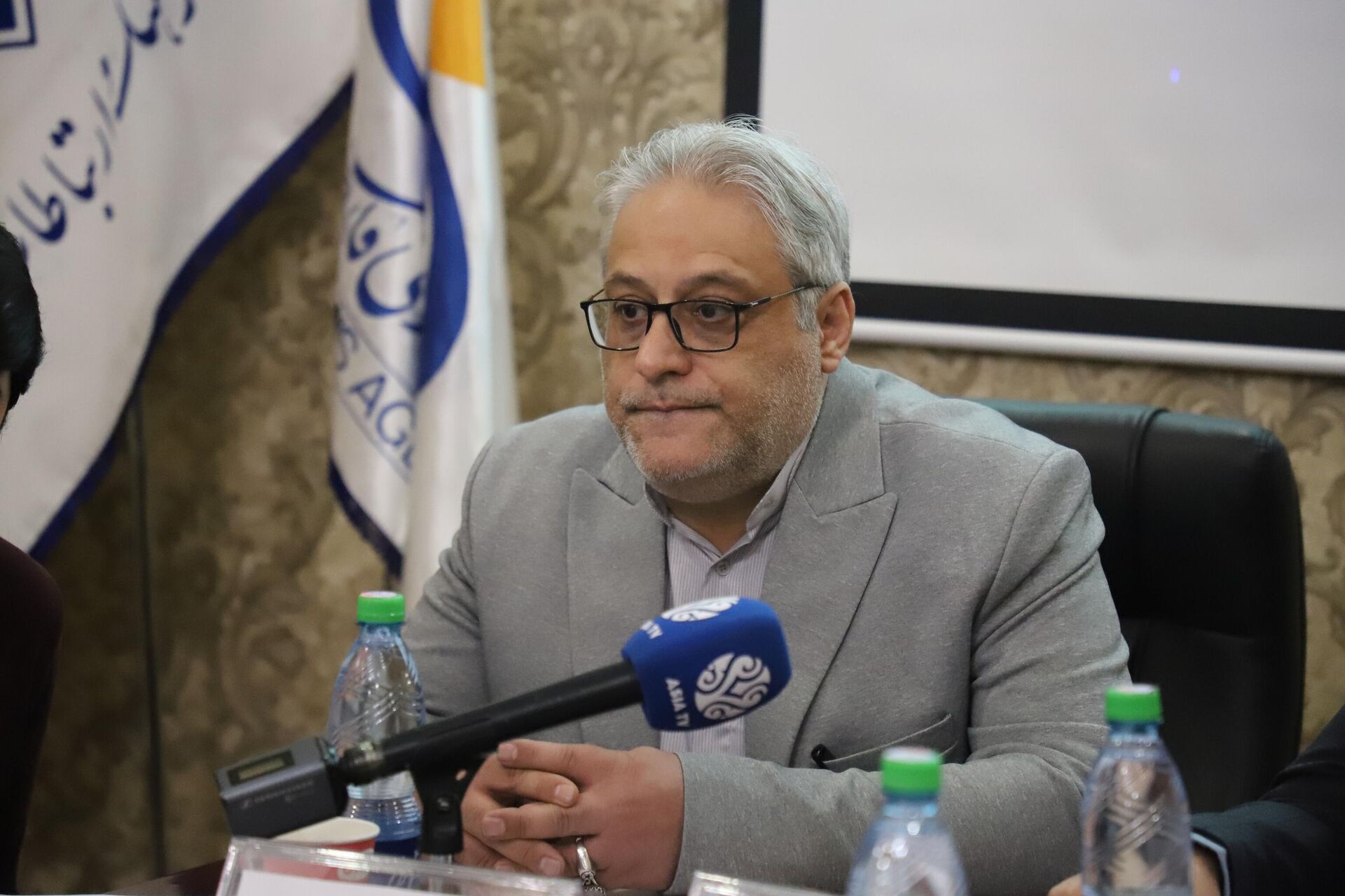 И. о. главы Культурного представительства Ирана в Кыргызстане Махди Баззазан  - Sputnik Кыргызстан, 1920, 30.01.2026