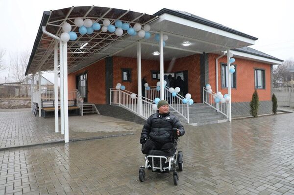  Учитывая сложившуюся ситуацию, глава ГКНБ помог Жусуеву — меньше чем через месяц дом был достроен - Sputnik Кыргызстан