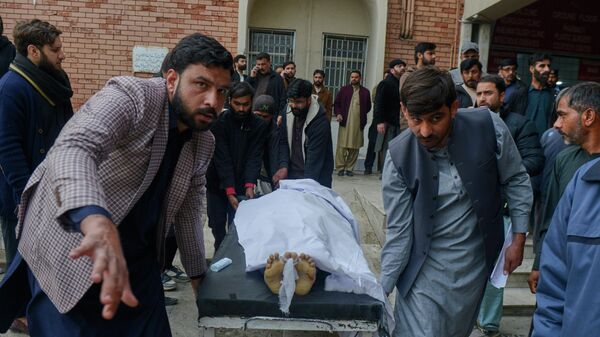 Пострадавший при взрыве мечети в Исламабаде - Sputnik Кыргызстан