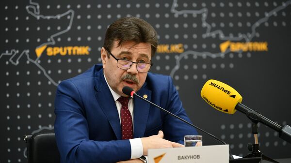 РФтин КРдеги элчиси Сергей Вакунов Sputnik Кыргызстандын маалымат борборунда - Sputnik Кыргызстан