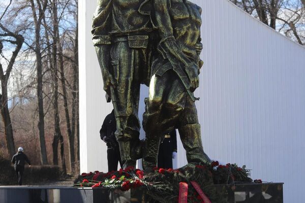 Митинг-реквием, посвящённый 37-й годовщине вывода советских войск из Афганистана - Sputnik Кыргызстан